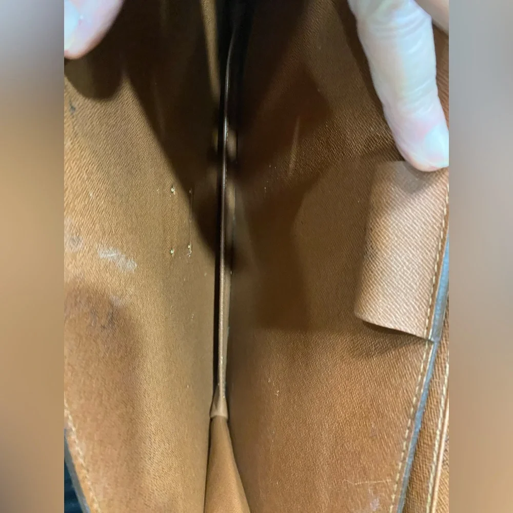 Louis Vuitton Briefcase/Document Case Unisex